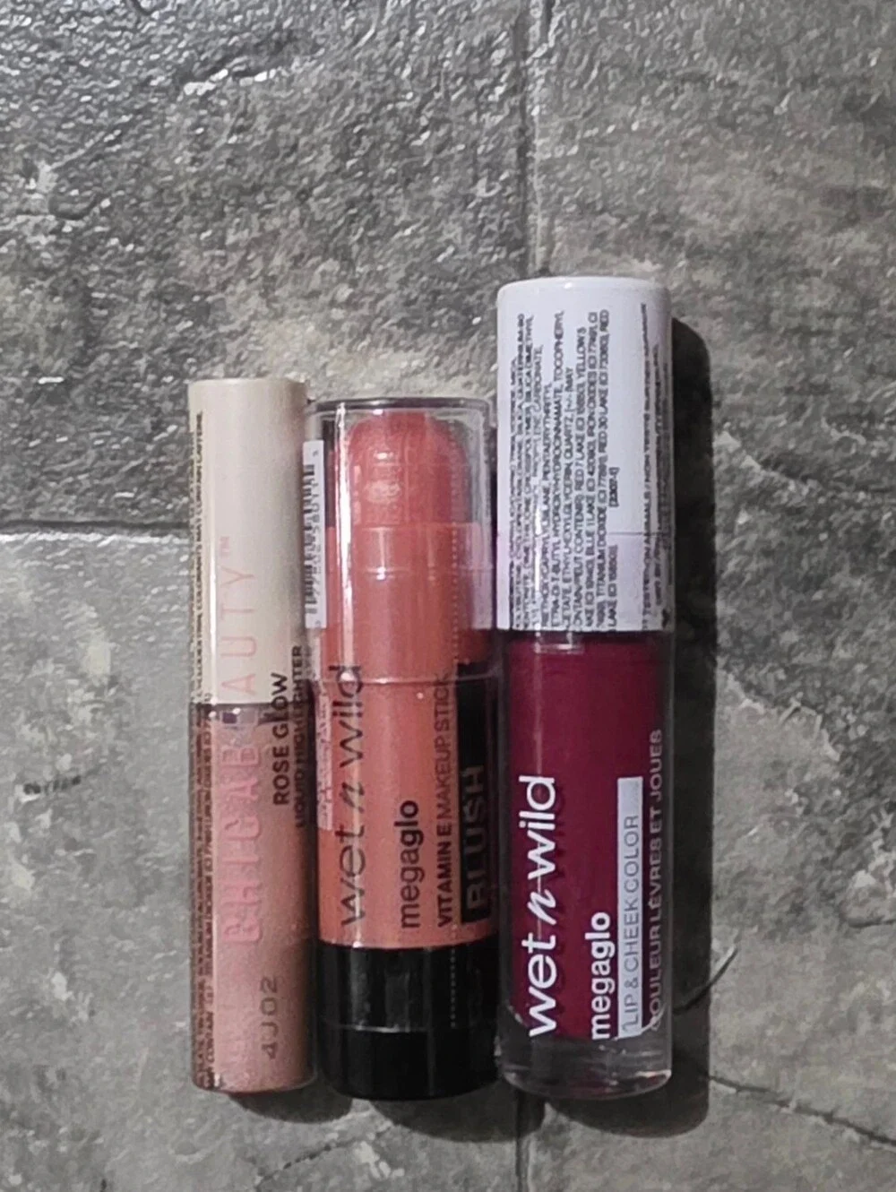 Wet n Wild Megaglo & Lip Color Set - Berry True, Peach Bums & Rose Glow BNIB